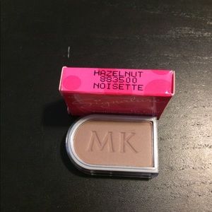 Mary Kay Hazelnut Signature Eye Color